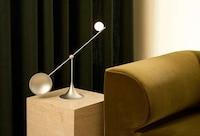 Portable Tilted Battery-Powered Lamps Image 3