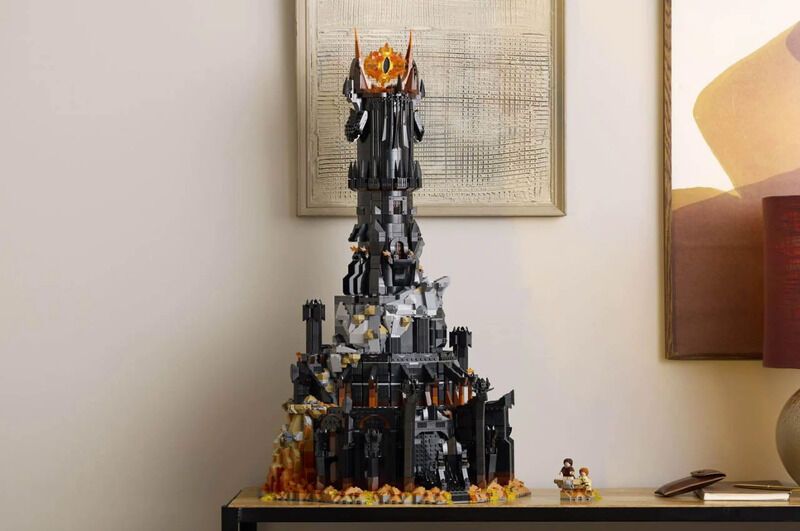 Sci-Fi Tower-Inspired Sets