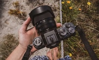 Lightweight Mirrorless Premium Cameras Image 4