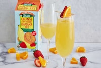 Organic Strawberry Banana Juices Image 1