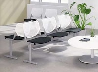 Interaction-Promoting Public Benches Image 1