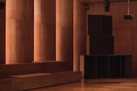 DJ-Collaborative Acoustic Nightclubs Image 3