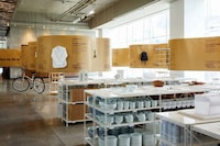 Minimalist Brand Exhibitions Image 3