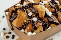 Youth-Focused Pretzel Store Concepts Image 2