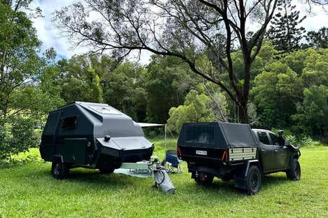 Carbon Teardrop Portable Campers