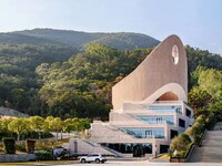 Beautiful Forest-Enclosed Churches Image 2