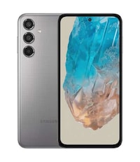 High-Power Capacity Smartphones Image 3