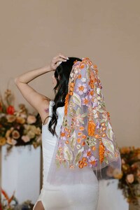 Statement-Making Bridal Veils Image 5