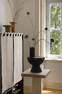 Natural Material-Emphasizing Furniture Lines Image 4