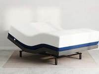 Health-Conscious All-Foam Mattresses Image 4