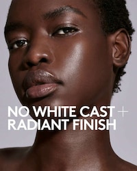 Hydrating Tinted Moisturizer Image 2