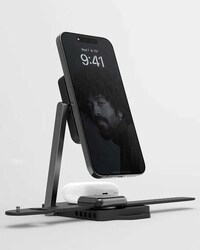 Foldable Four-in-One Tech Chargers Image 2