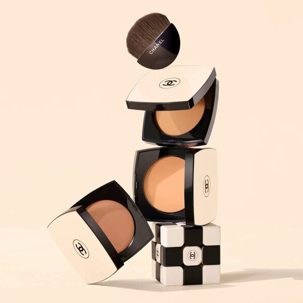 Natural Luxurious Makeup Collections
