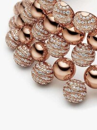 Comprehensive High-End Jewelry Collections Image 2