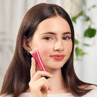 Plant-Powered Plumping Glosses