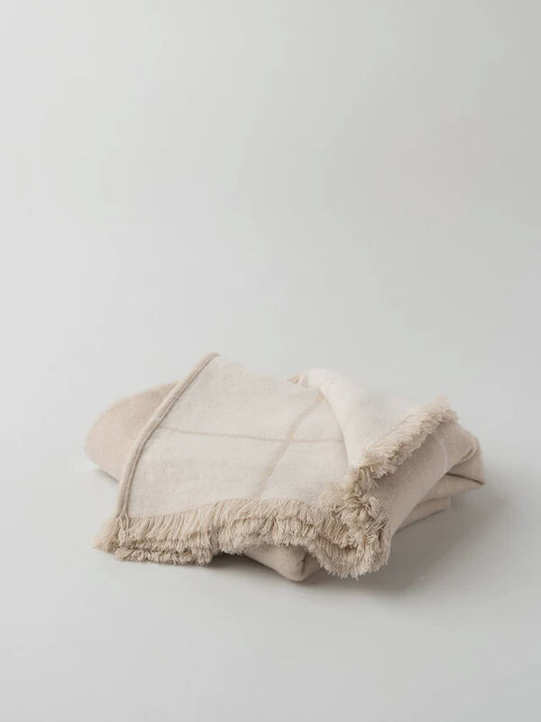 Ultra-Comfortable Home Blanket