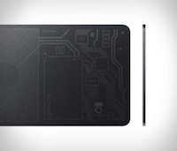 Discreet Card-Sized Trackers Image 3