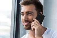 Eye-Friendly E-Ink Smartphones Image 3