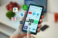 Eye-Friendly E-Ink Smartphones Image 5