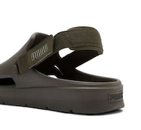 Effortless Stealthy Clogs Image 1