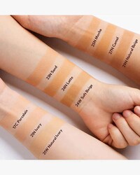 Semi-Matte Cushion Foundations Image 2