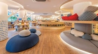Wood-Wrapped Contemporary Libraries Image 1