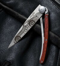 Ultralight Customizable Pocket Knives Image 2