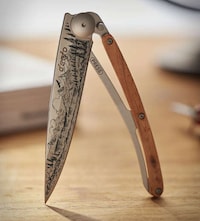 Ultralight Customizable Pocket Knives Image 3