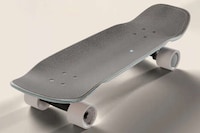 Intuitive Remote-Free Electric Skateboards Image 2