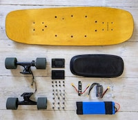 Intuitive Remote-Free Electric Skateboards Image 3