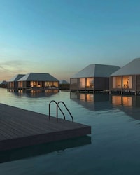 Captivating Stilt-House Hotels Image 3