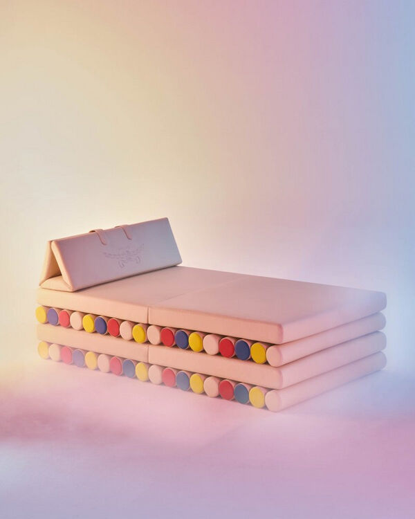 Cutting-Edge Wearable Furnishings