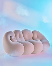 Cutting-Edge Wearable Furnishings Image 7