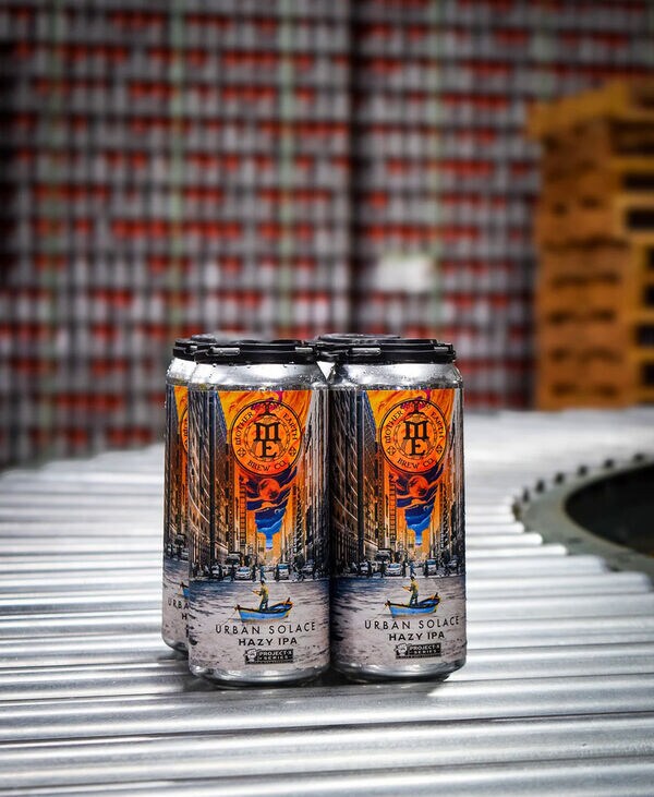 Art-Appreciating Hazy IPAs Image 2