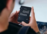 Pared-Back OLED Phones Image 1