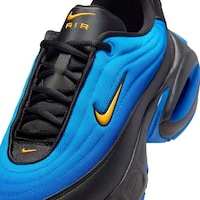 Futuristic Layered Sneaker Models Image 1