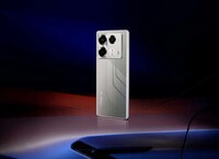 Futuristic Racer Smartphones Image 1