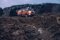 Rugged Off-Road Buses Image 4