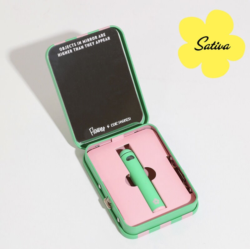 Whimsical Vape Pens : Petal Puffer Vape