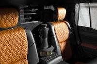Oven-Equipped Luxury SUVs Image 8