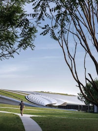 Clover-Style Conference Center Designs Image 3