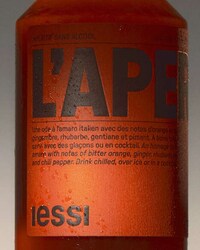 Aromatic Alcohol-Free Aperitifs Image 4