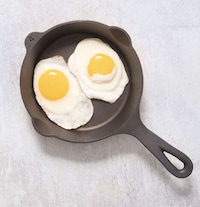Convenience-Focused Cast Iron Cookware Image 2