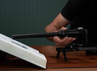 Elongated Smartphone Photography Lenses Image 3
