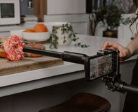 Elongated Smartphone Photography Lenses Image 4