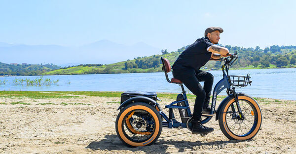 Full-Suspension Electric Lifestyle Trikes