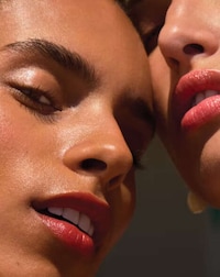 Riviera-Inspired Lip Shades Image 2