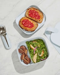 Convenience-Focused Lunch Boxes Image 2