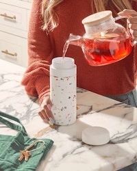 Cheerful Insulated Bottle Designs Image 1