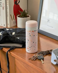 Cheerful Insulated Bottle Designs Image 4
